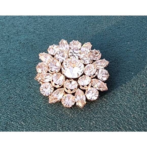 Weiss Brilliant Ice Rhinestone Cluster Vintage Signed Brooch Pin - Picture 2 of 7